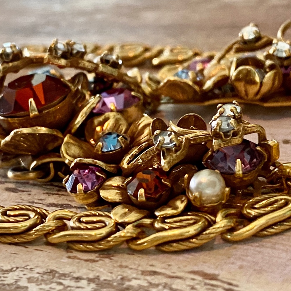 VTG Elaborate Crystal Gold-tone Floral Statement Necklace - Picture 12 of 12